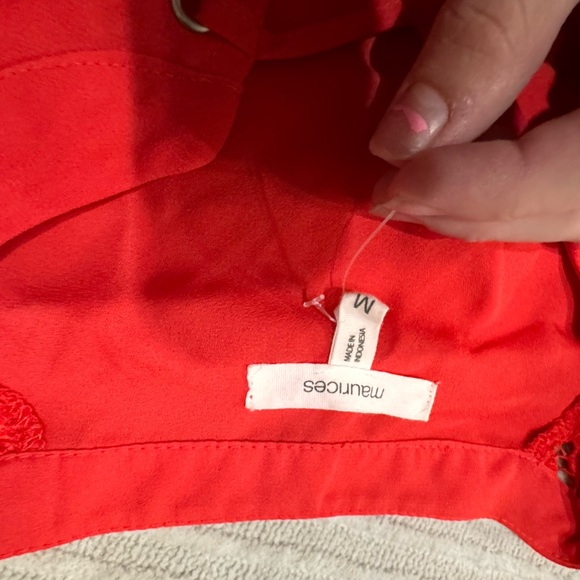 Red classy shirt - Picture 2 of 2